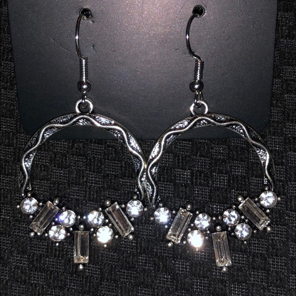 Tendy Cz dangle earrings